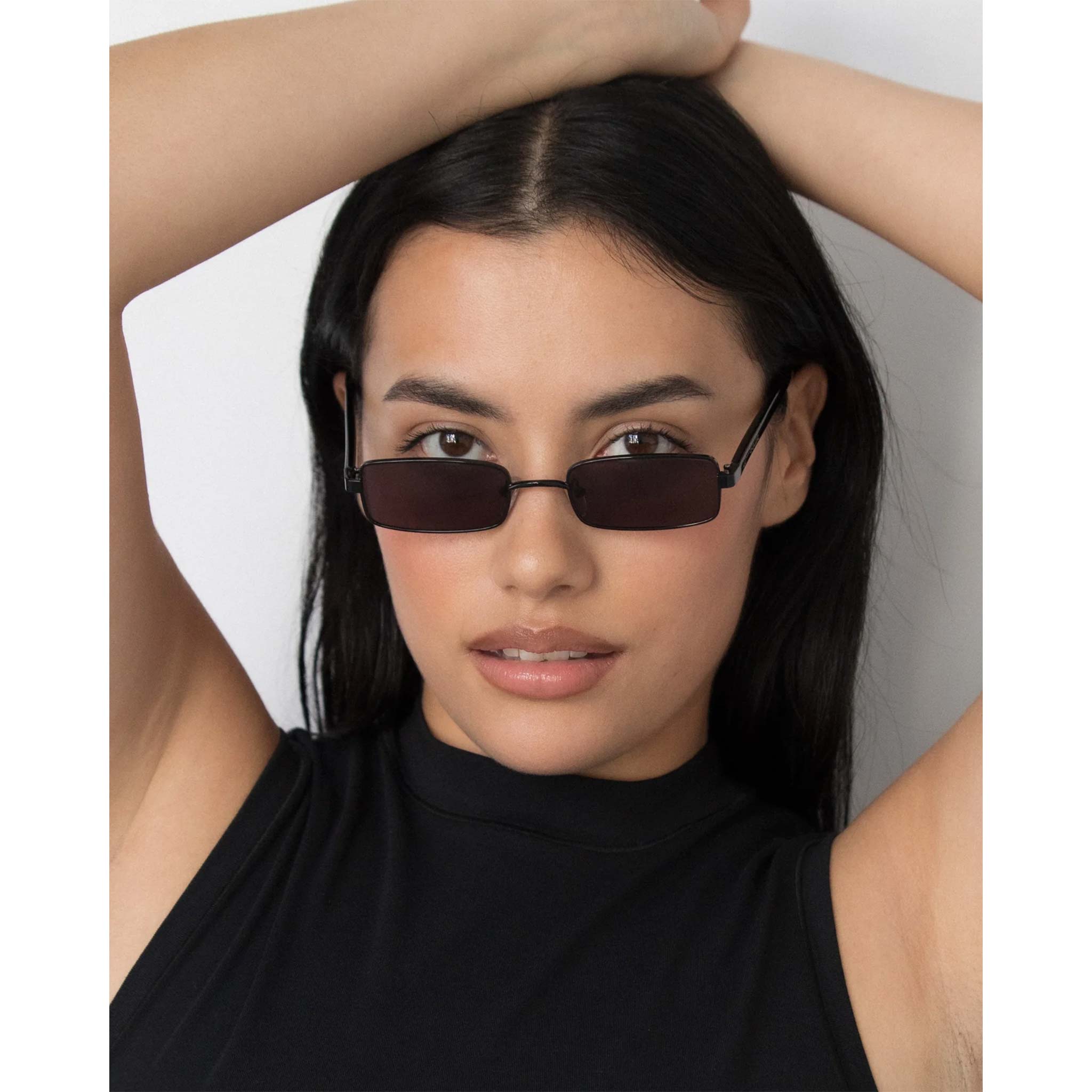 Nina Sunglasses in Black