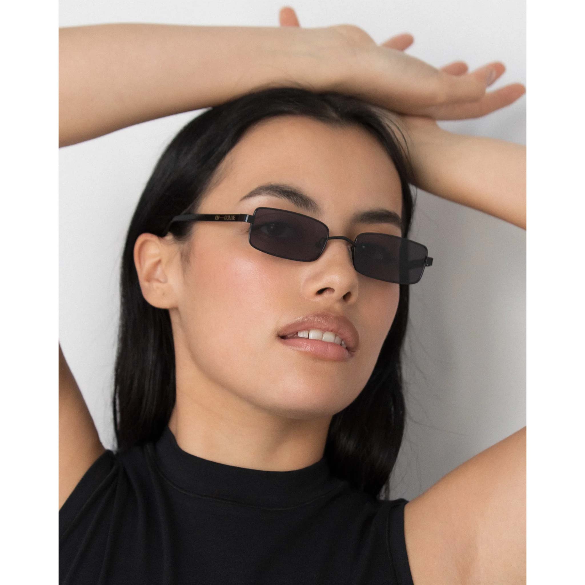 Nina Sunglasses in Black