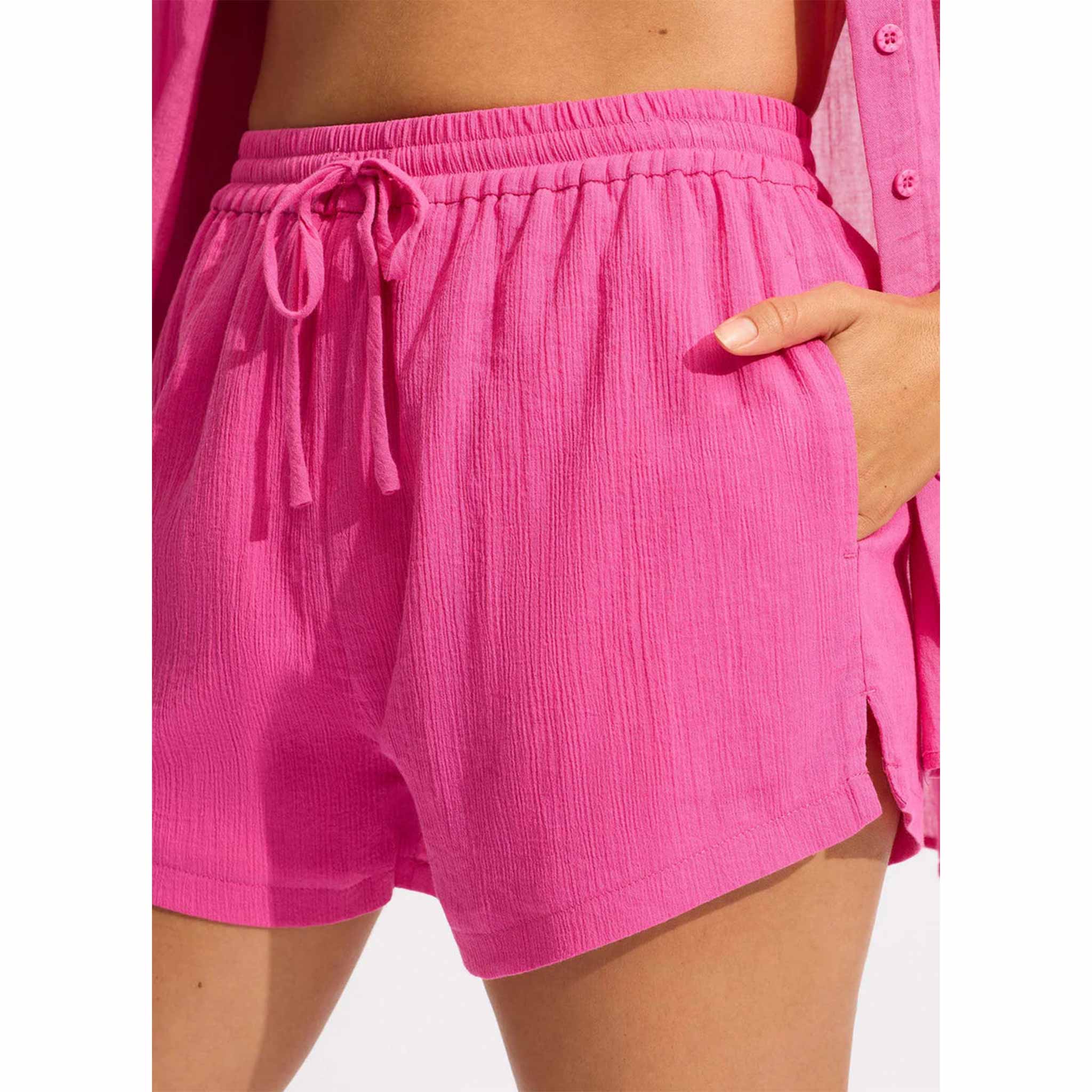 Crinkle Short in Paradise Pink